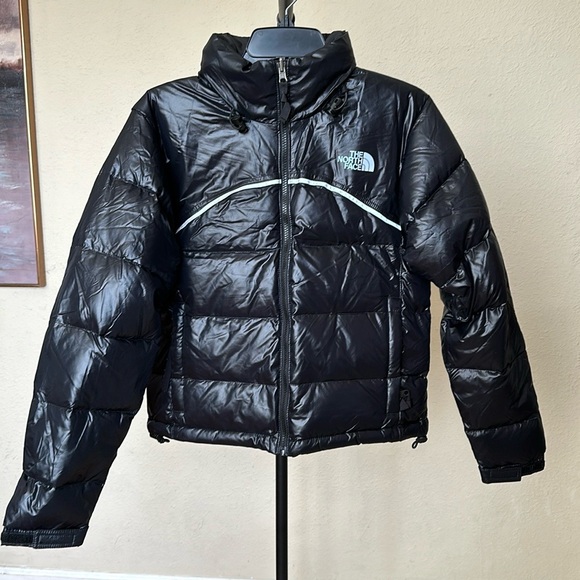 The North Face Women’s 2000 Retro Nuptse Jacket 700-fill down Black size S NWOT - Picture 9 of 16